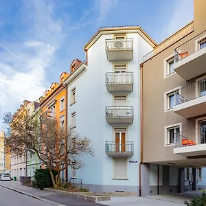Swiss Star Sihlfeld - Self Check-in Апартаменты